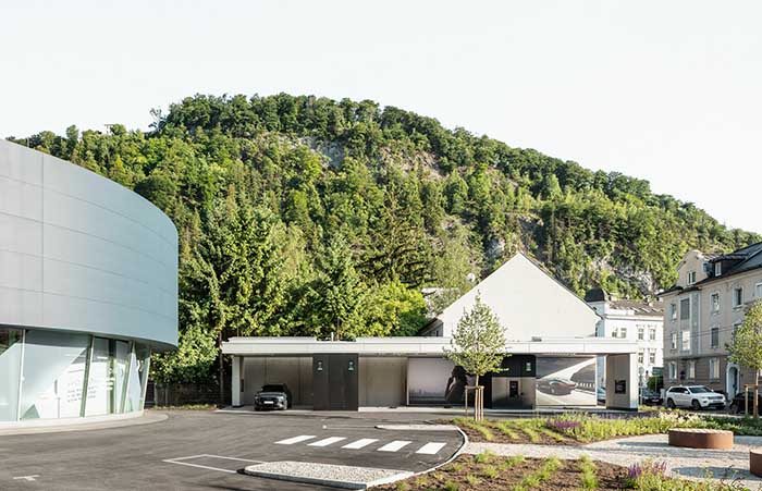Audi redefines quick charging: first Audi charging hub in Austria opened in Salzburg
