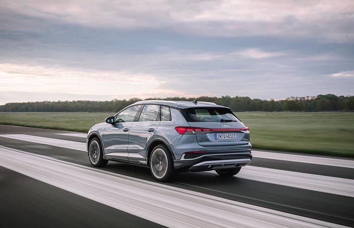Q4 e-tron series adds new all-wheel-drive model:
Q4 45 e-tron quattro now available to preorder Q4 e-tron series adds new all-wheel-drive model:
Q4 45 e-tron quattro now available to preorder