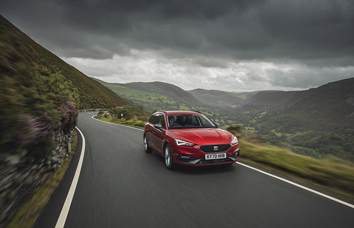 SUCCESS FOR SEAT LEON ESTATE AT PARKERS NEW CAR AWARDS 2021 SUCCESS FOR SEAT LEON ESTATE AT PARKERS NEW CAR AWARDS 2021