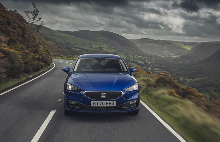 SEAT LEON KEEPS WHAT CAR? AWARD IN THE FAMILY SEAT LEON KEEPS WHAT CAR? AWARD IN THE FAMILY