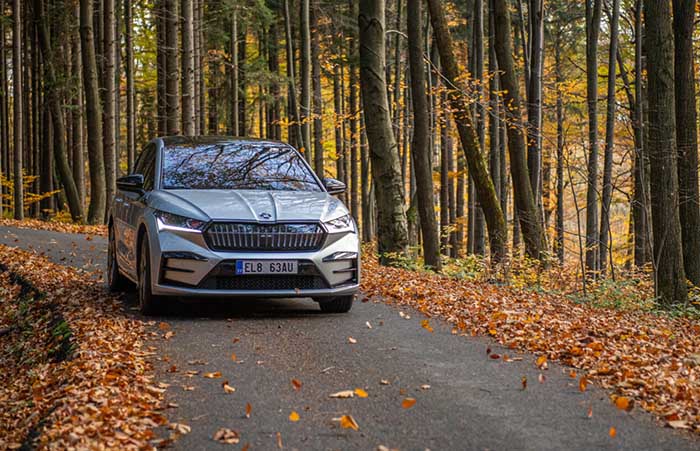 ŠKODA ENYAQ COUPÉ iV HEADING FOR THE STARS